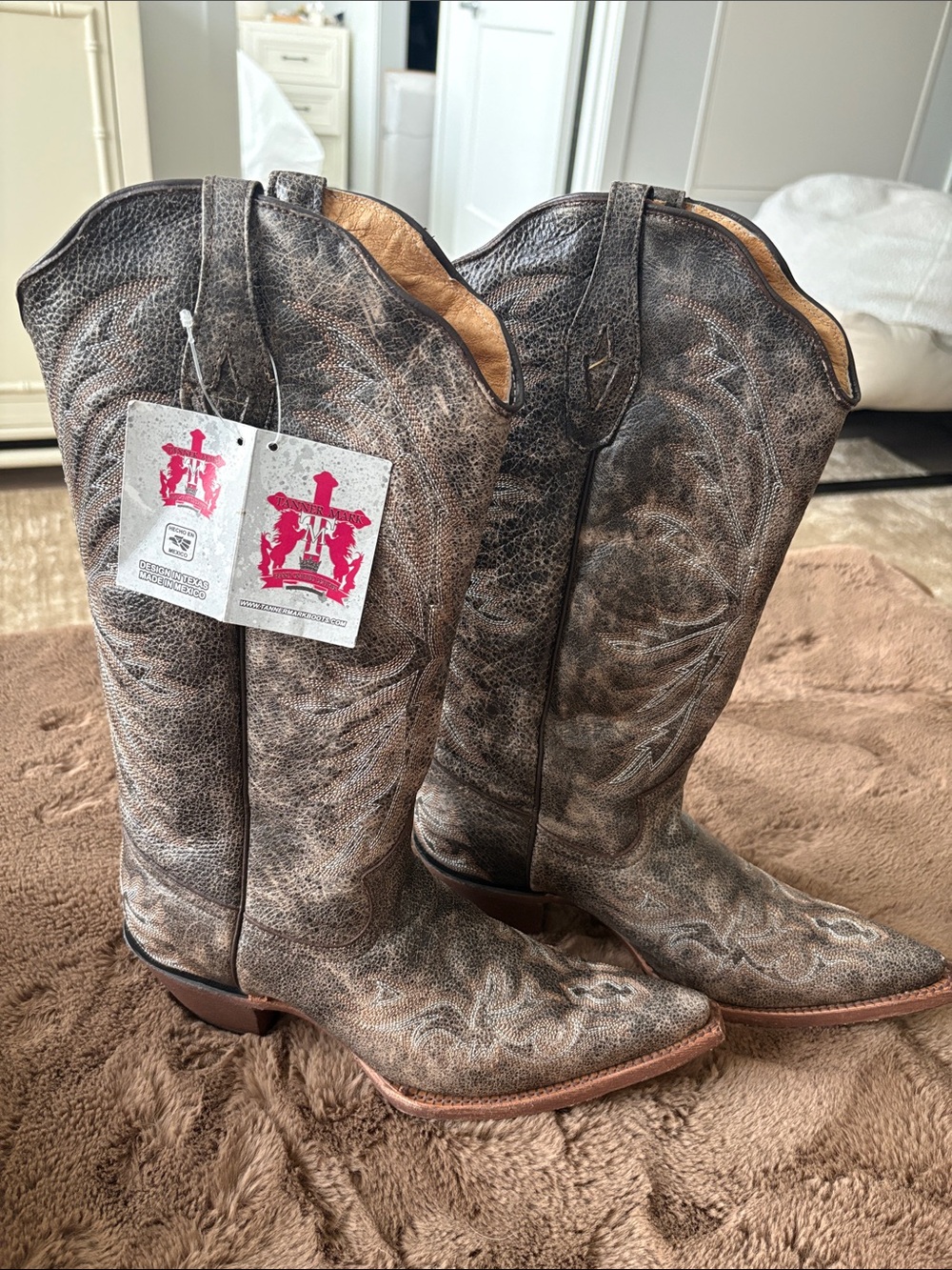 Women's Brown Distressed Leather Heeled Western Boots